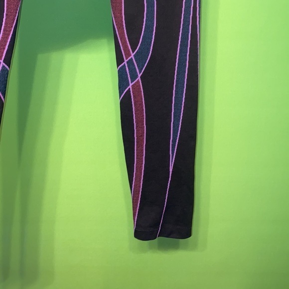 Canadian Tights design very unique show your pride Canada Leggings size small - Picture 4 of 8